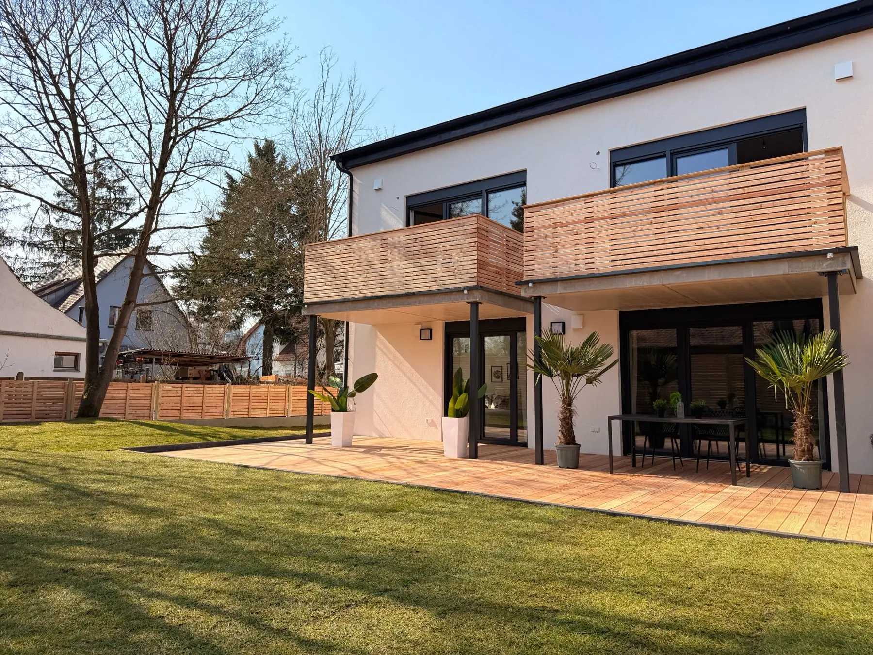 Höchstädter Straße 7 · Neubau-Maisonette